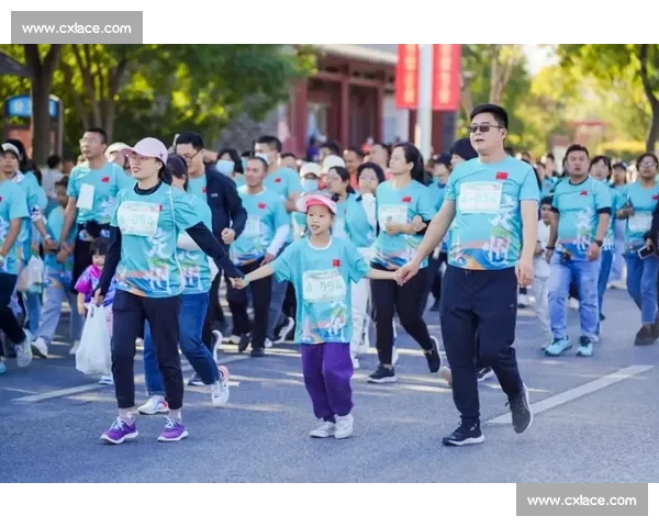 全面解析全球体育动态与赛事热点，带你了解各类体育项目的最新发展与精彩瞬间